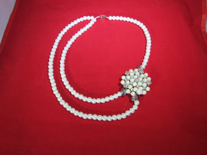 Pearl and Rhinestone Broach Necklace